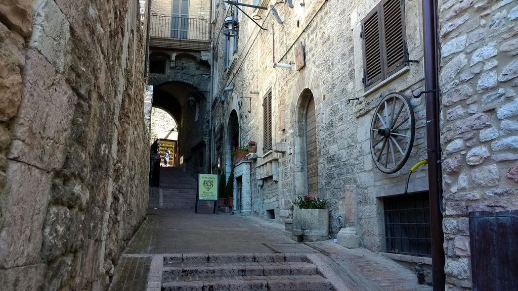 Camere Calocci Assisi Luaran gambar