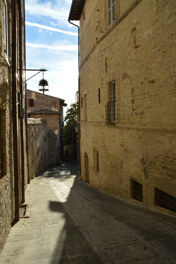 Camere Calocci Assisi Luaran gambar